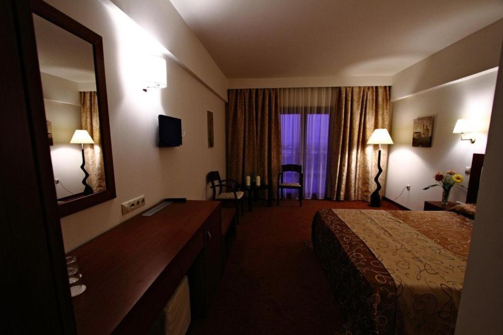 Siris Hotel Serres Room photo